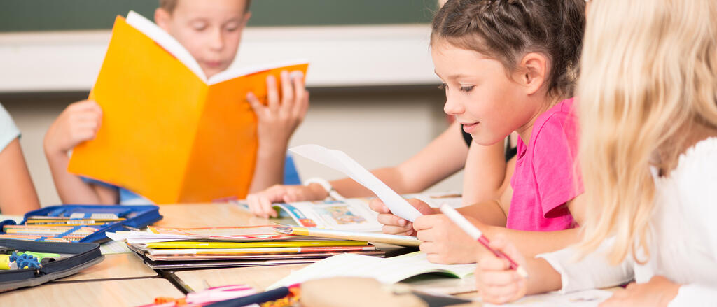 Kinder in der Grundschule