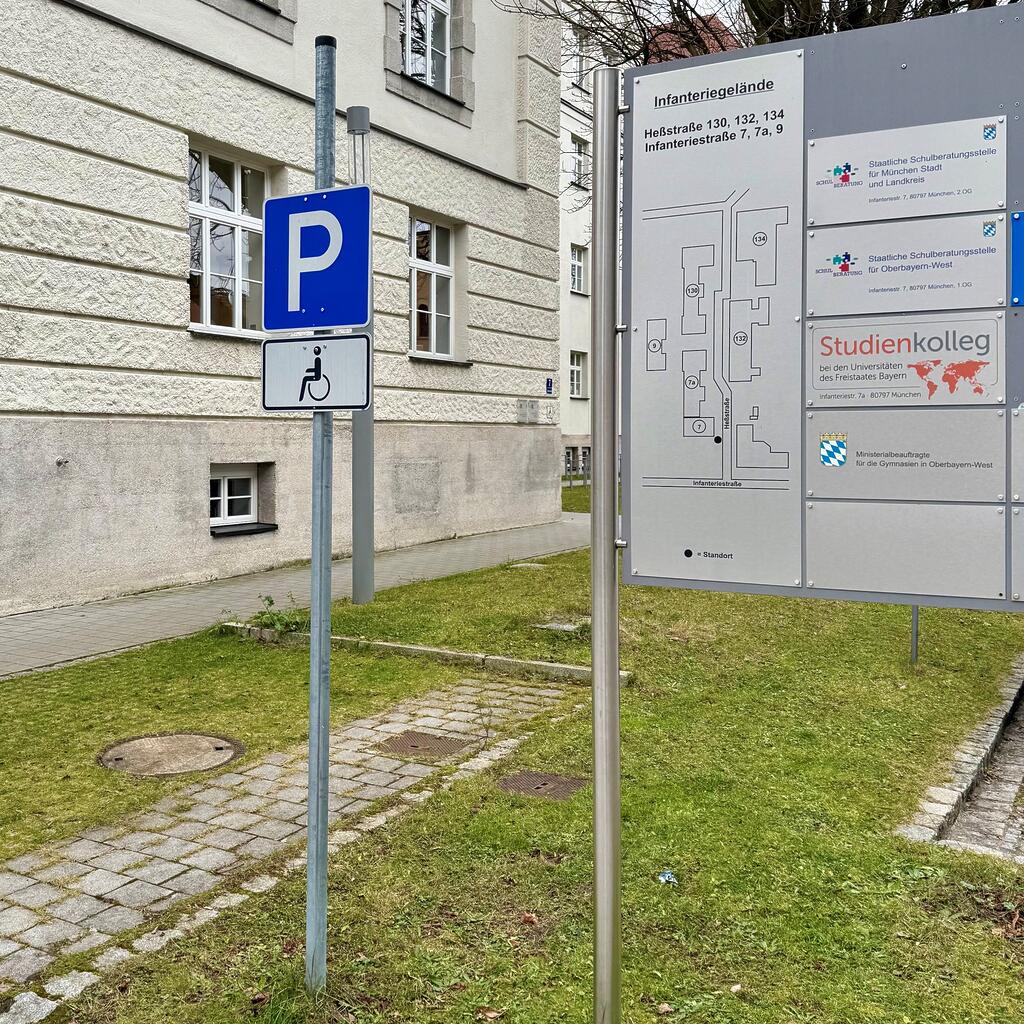 Parkplatz für Menschen mit Beeinträchtigung